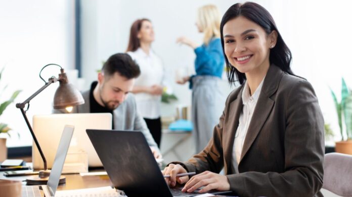 xr:d:DAFJHuj8C50:19031,j:708614551108261150,t:24040114