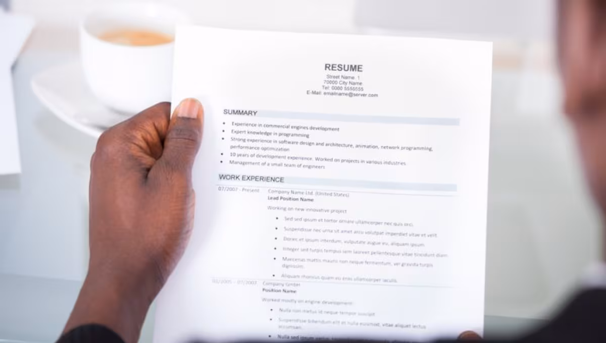 CV ciego: ¿qué es y cómo ha aumentado la presencia femenina en liderazgo?